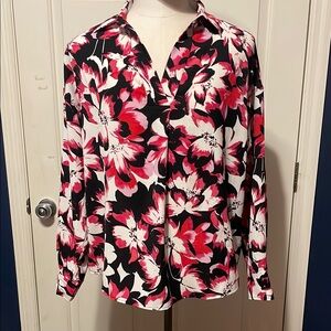 Rafaella Black and White Button Down Shirt with Notched Collar NWOT